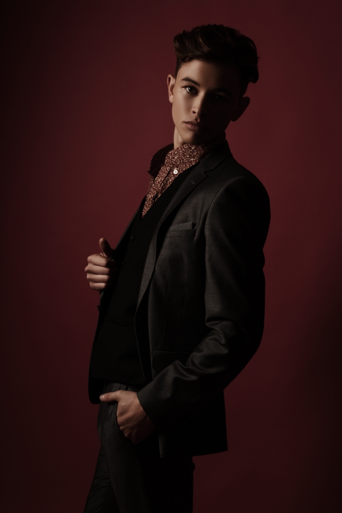 Male model photo shoot of Alan Mc Leish