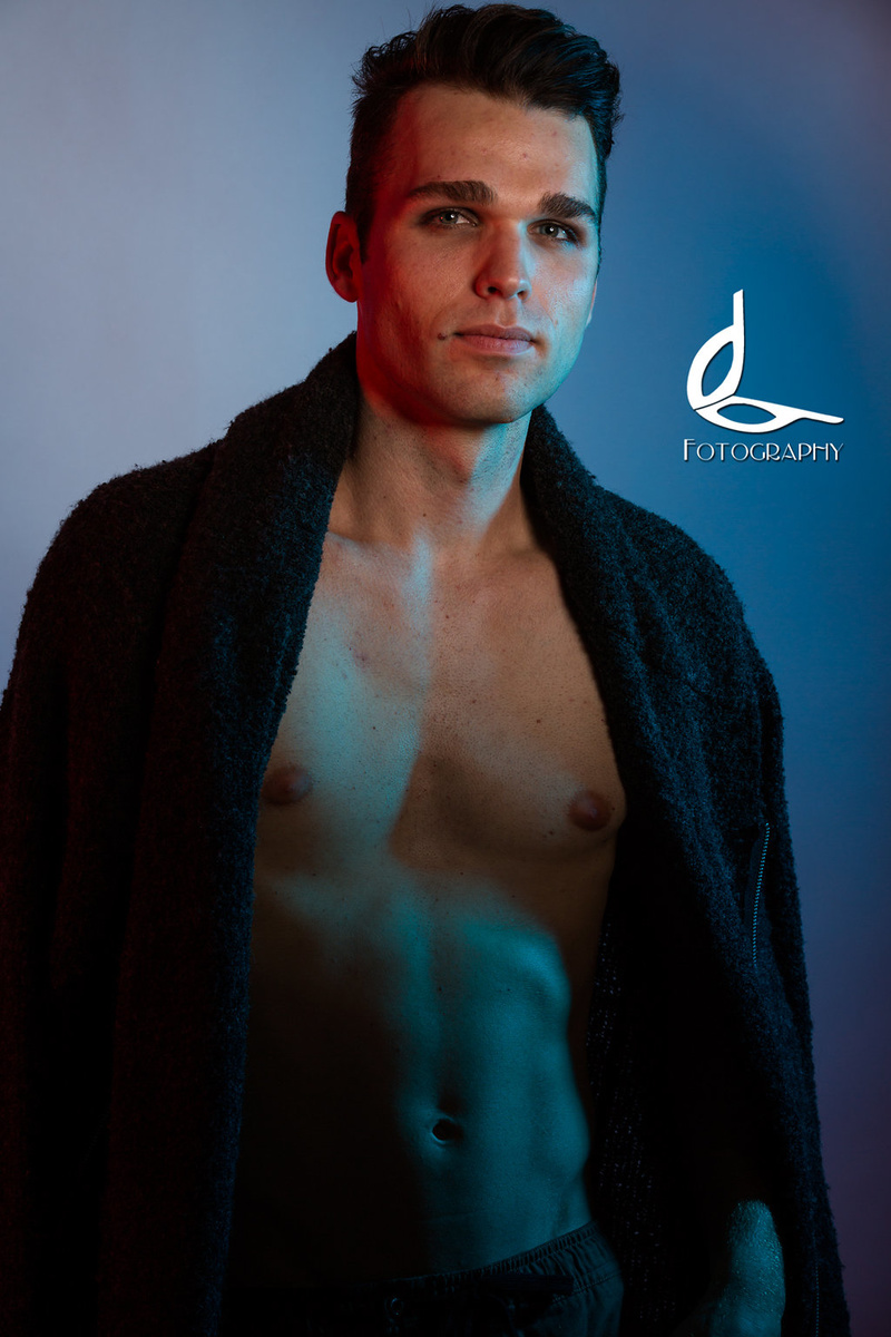 Male model photo shoot of pauljams