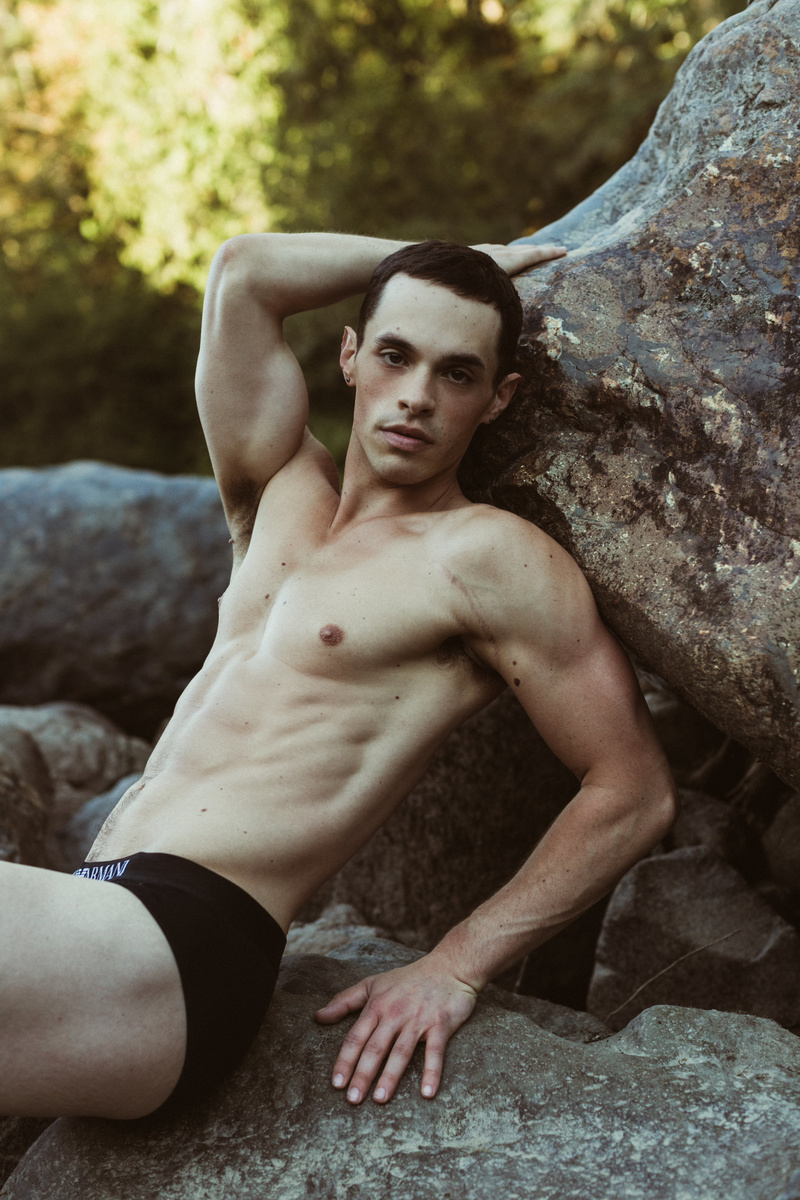 Male model photo shoot of Joel Domenico