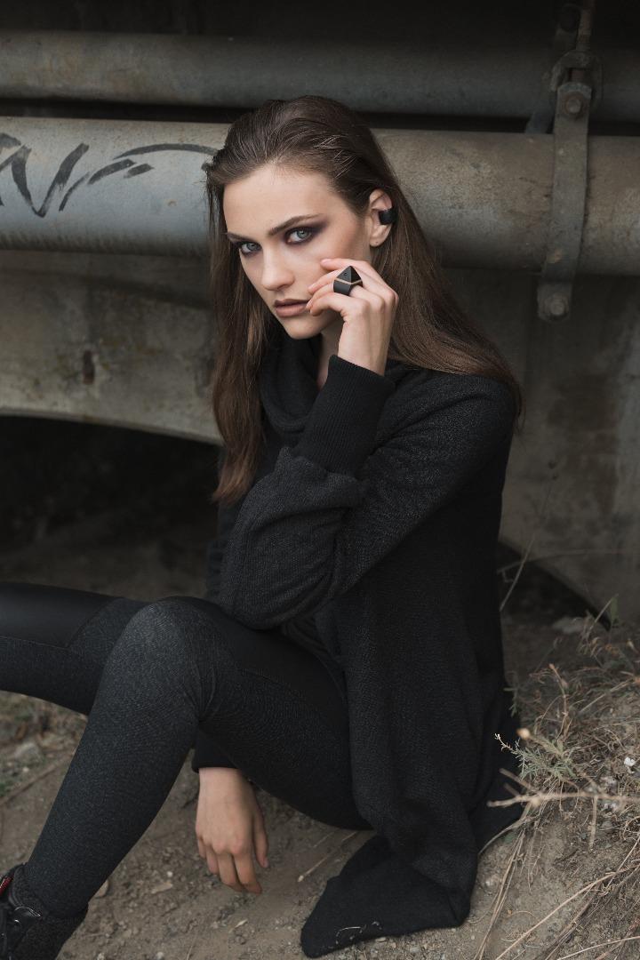 Female model photo shoot of Elisabeth Prehn