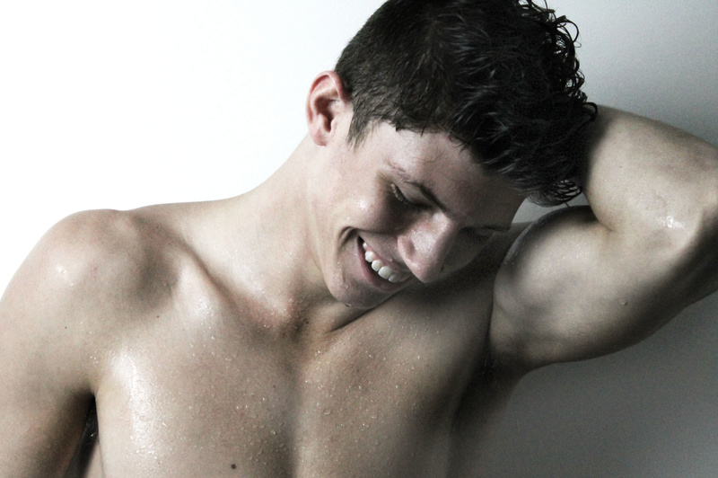 Male model photo shoot of Jarrod Heverly