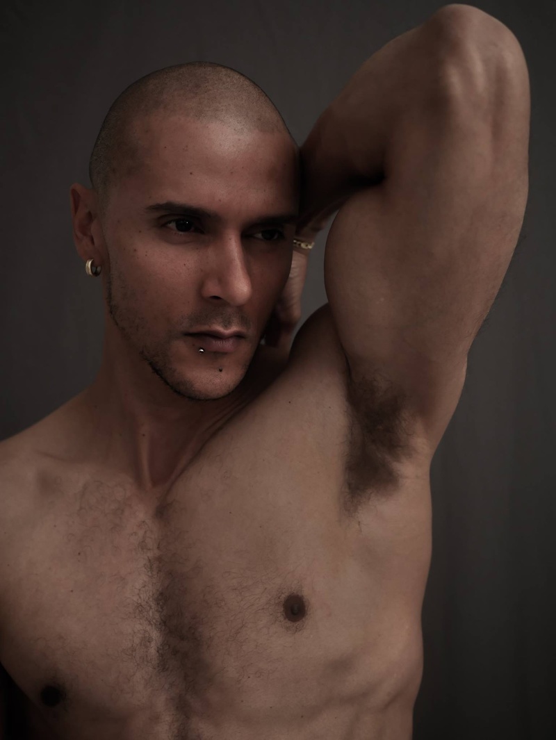 Male model photo shoot of Israel Star