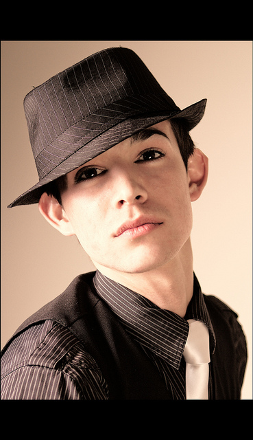 Male model photo shoot of Aaron Sesker