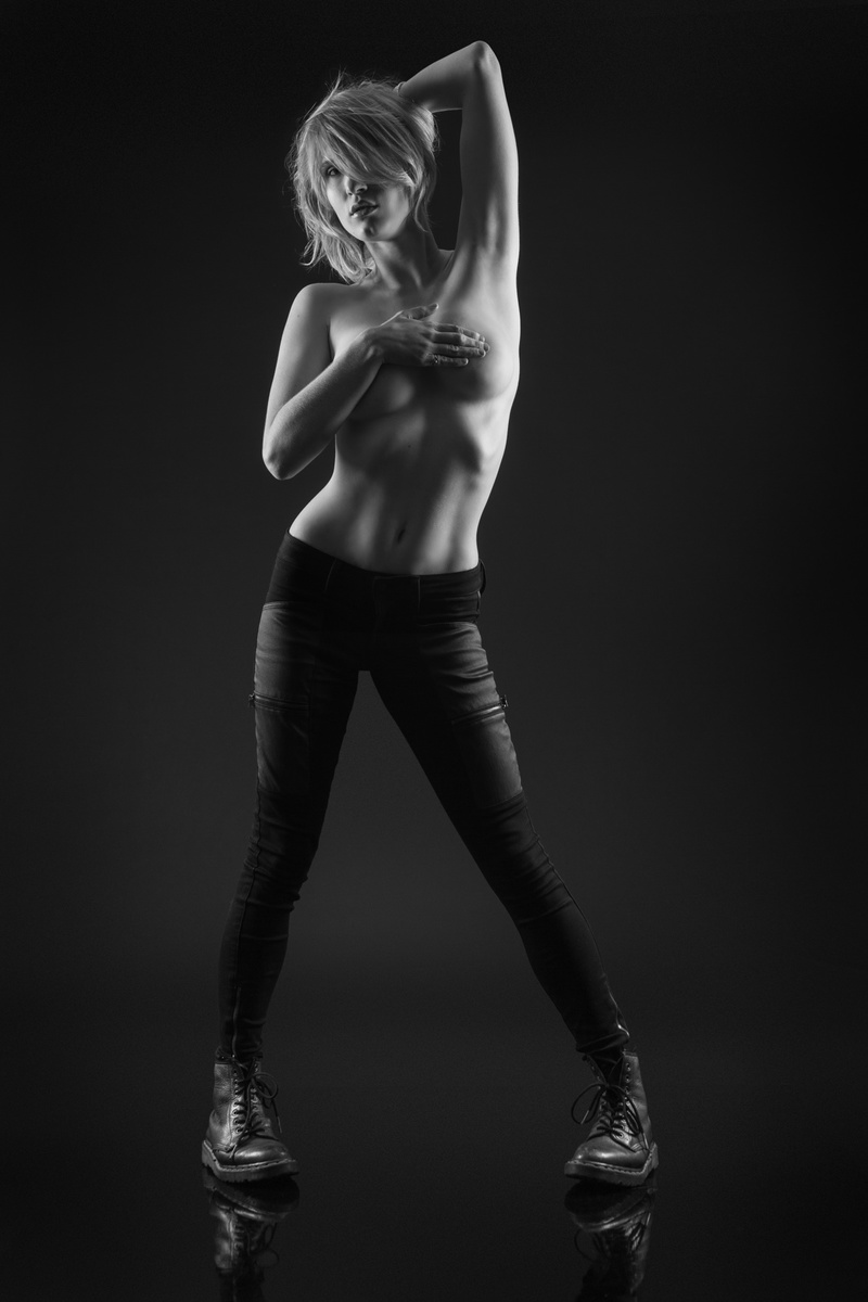 Female model photo shoot of Noel VanBrocklin by Forrest Brown