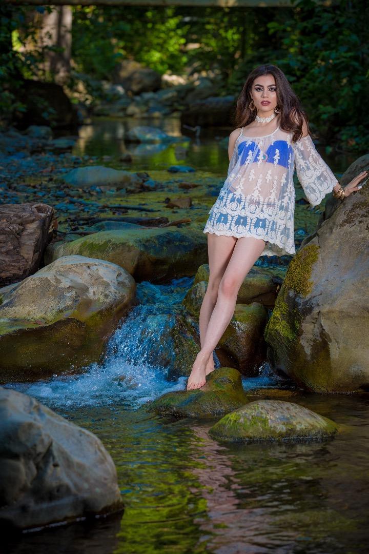 Female model photo shoot of Crystal_mndza in Saratoga, Ca