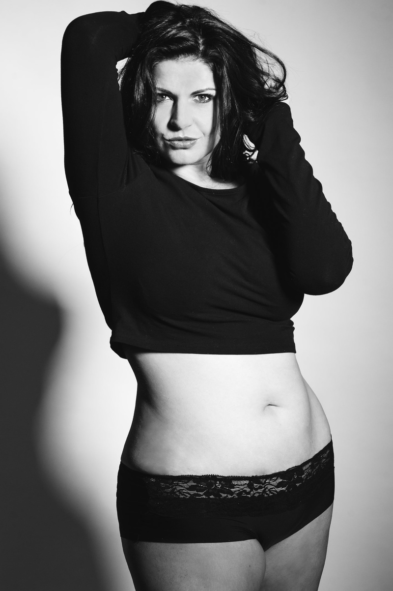Female model photo shoot of Madeleine H