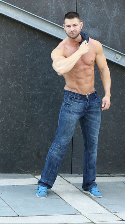 Male model photo shoot of Jon Kassian