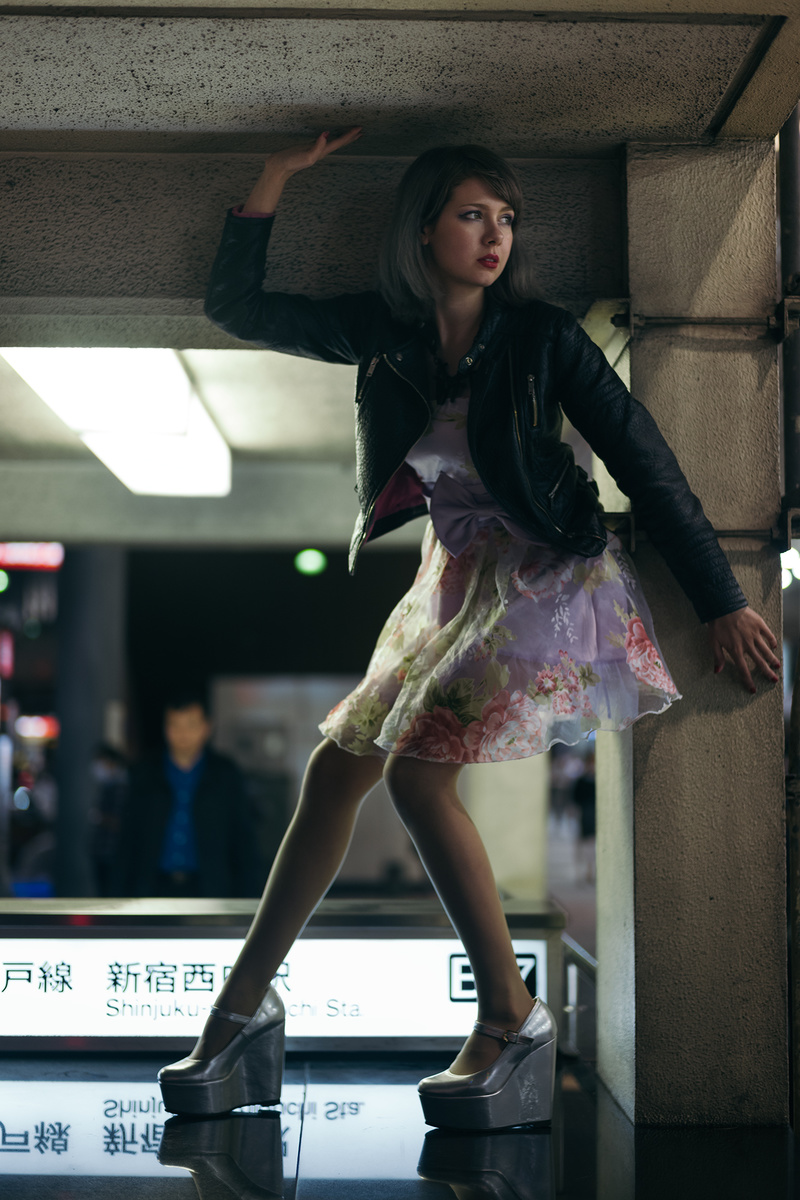Female model photo shoot of Pompelmo in Shinjuku