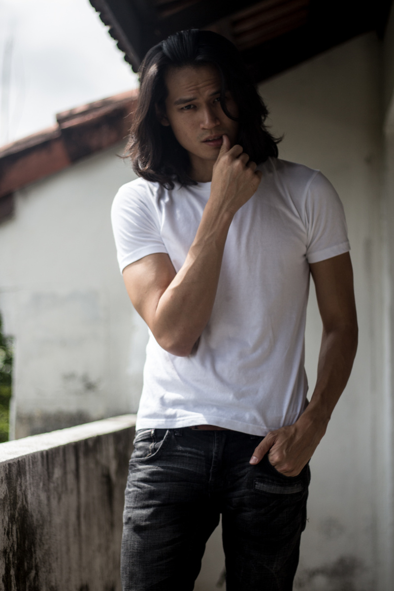 Male model photo shoot of Hano Ng