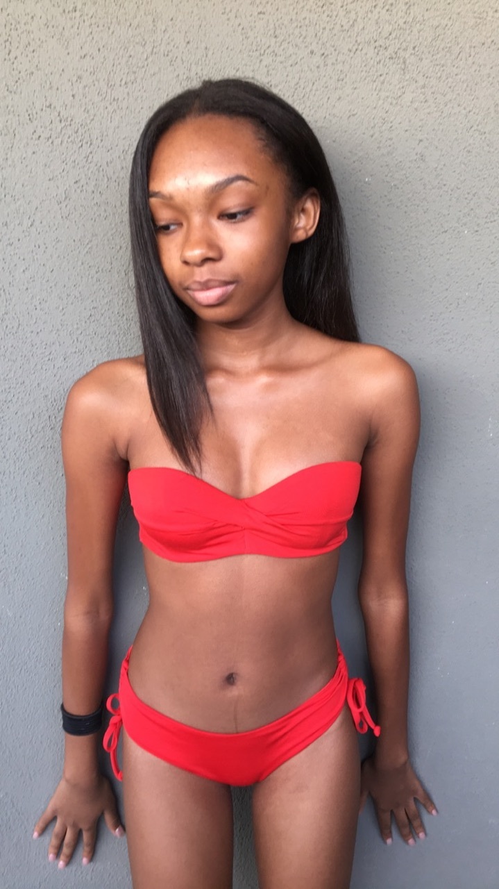 Female model photo shoot of Chaning16 in Long Beach