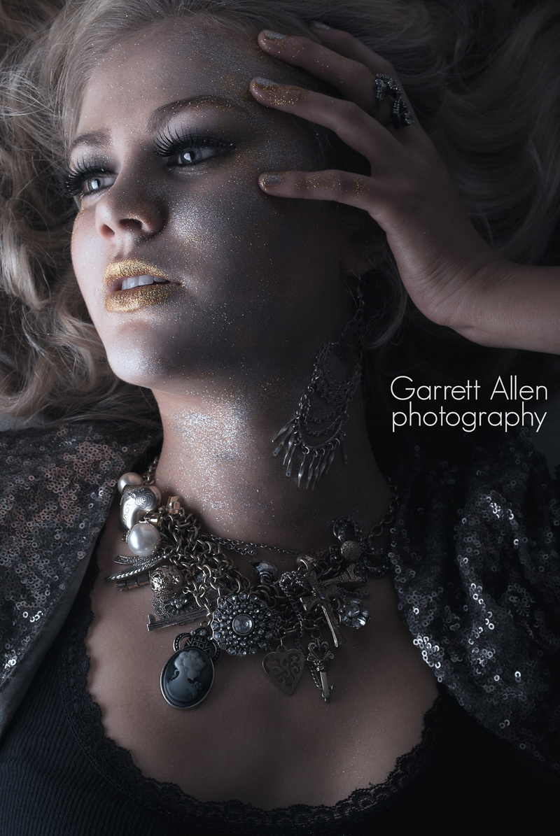 Male model photo shoot of Garrett Allen