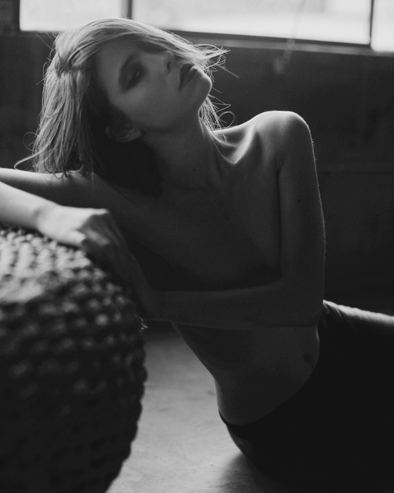 Female model photo shoot of Anne Deneaux by bdl