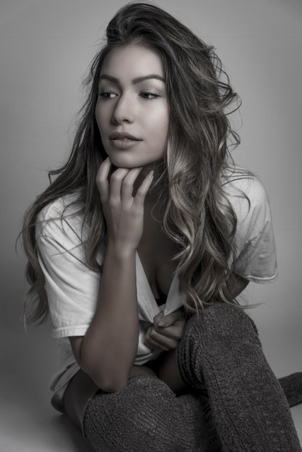 Female model photo shoot of Thenicoleamber
