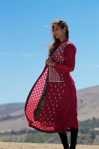 Female model photo shoot of farahzia in Irvine