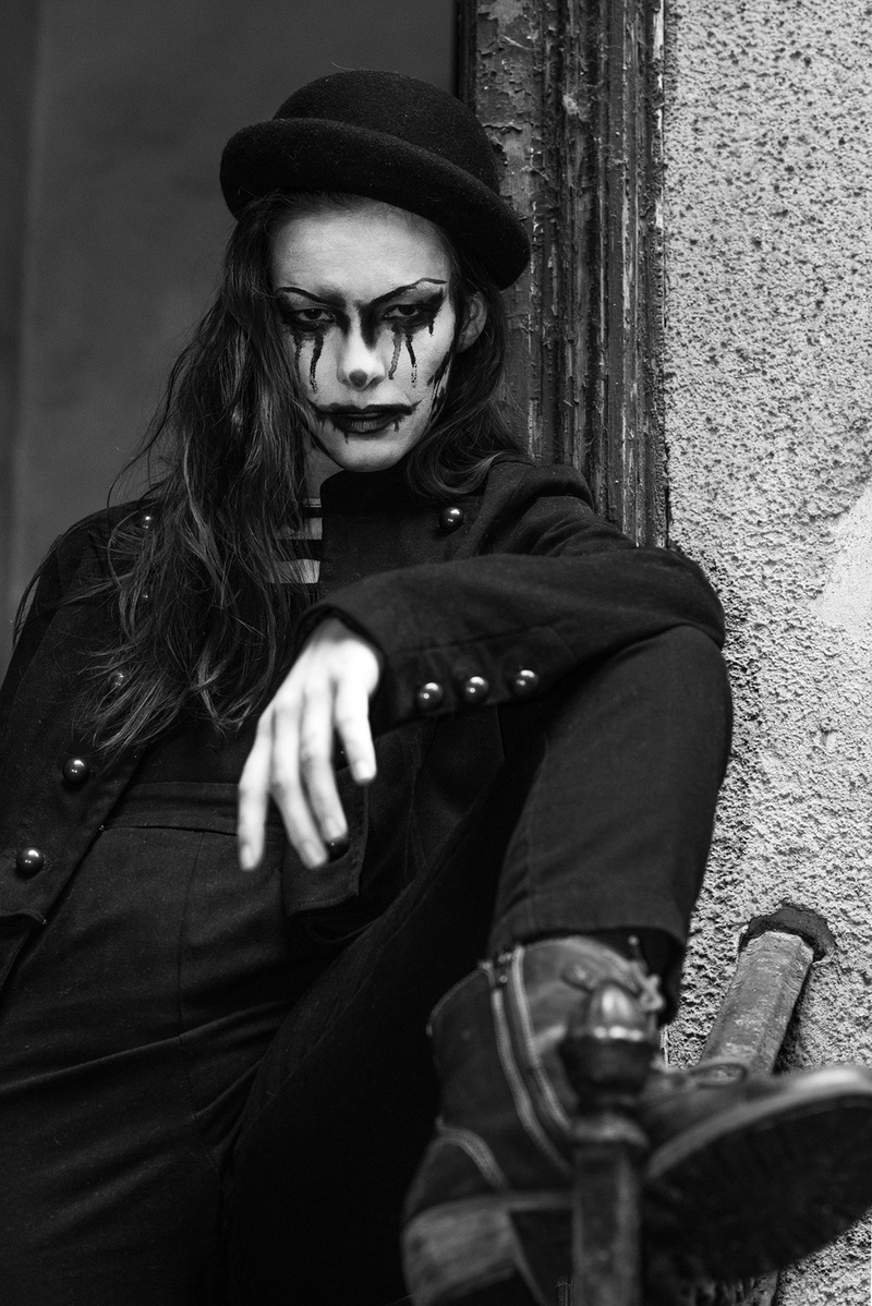 Female model photo shoot of ___frida___ in Budapest