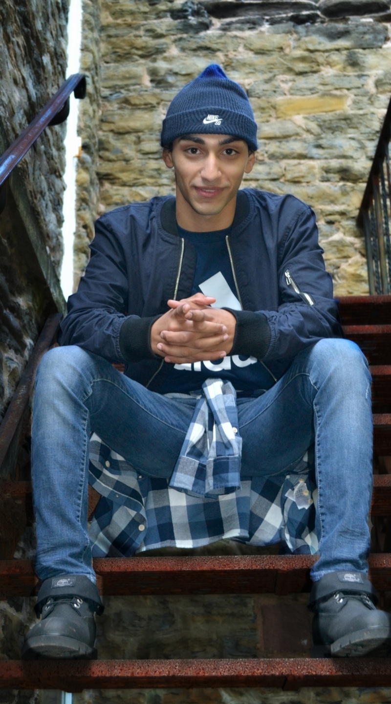 Male model photo shoot of Zaul