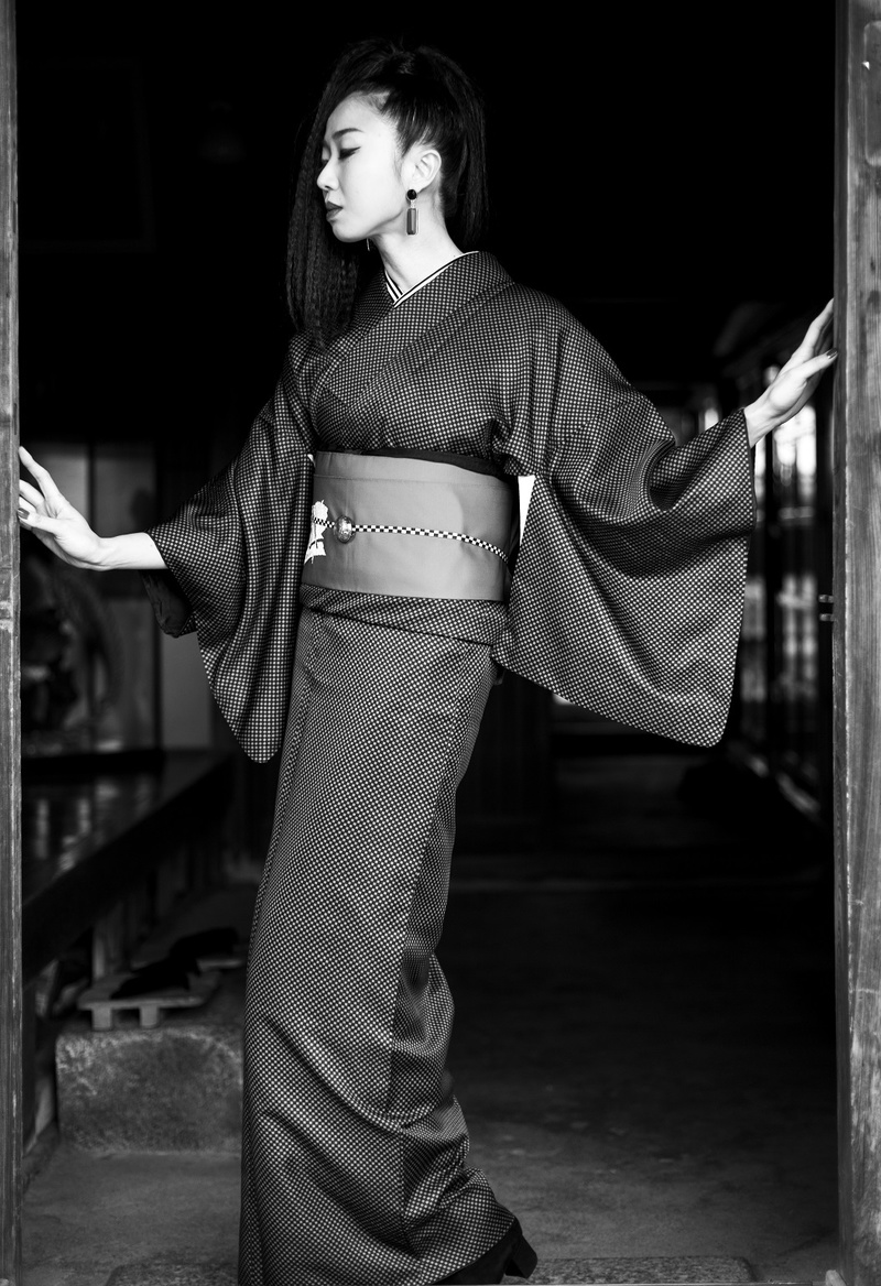 Female model photo shoot of kaoru fukutomi