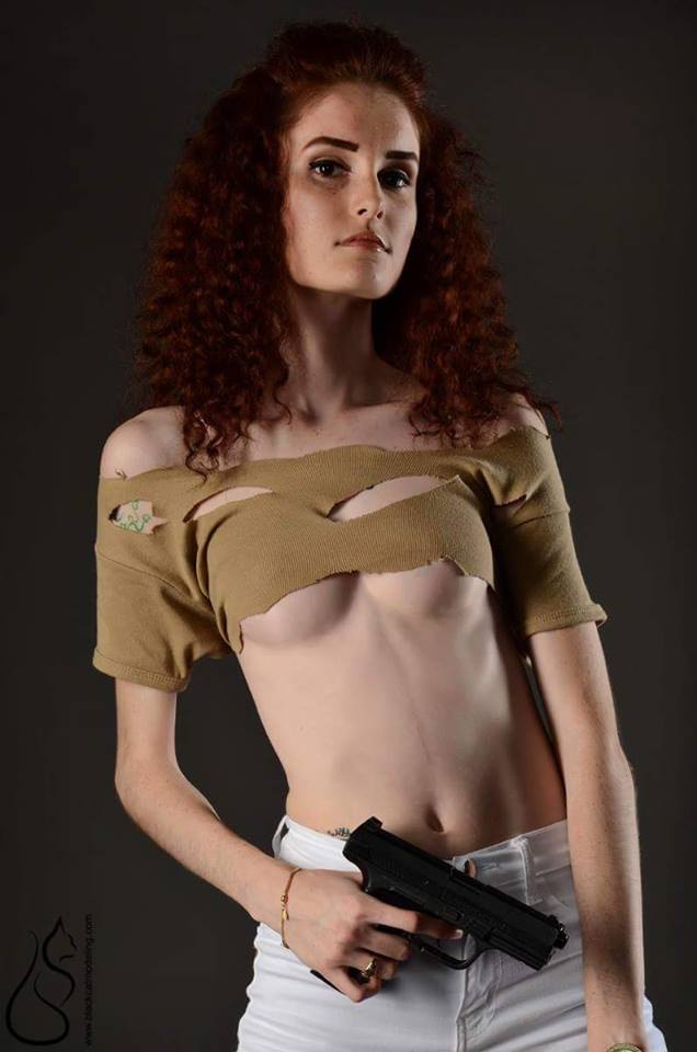 Female model photo shoot of BlondynGvl in Blackcatmodeling