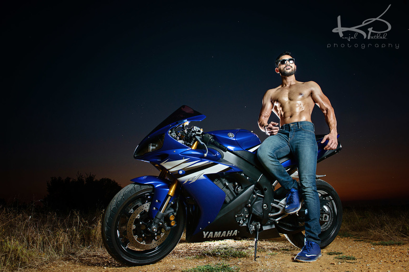 Male model photo shoot of Nikhil Chugh