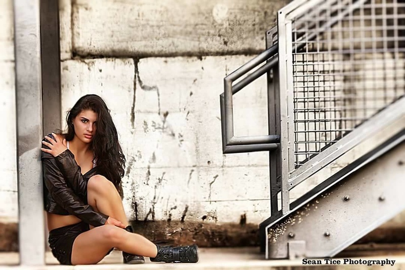 Female model photo shoot of Keishla Lopez in Springfield, Mo