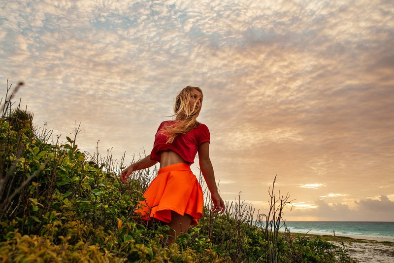 Female model photo shoot of Marusia in Mexico, Playa del Carmen