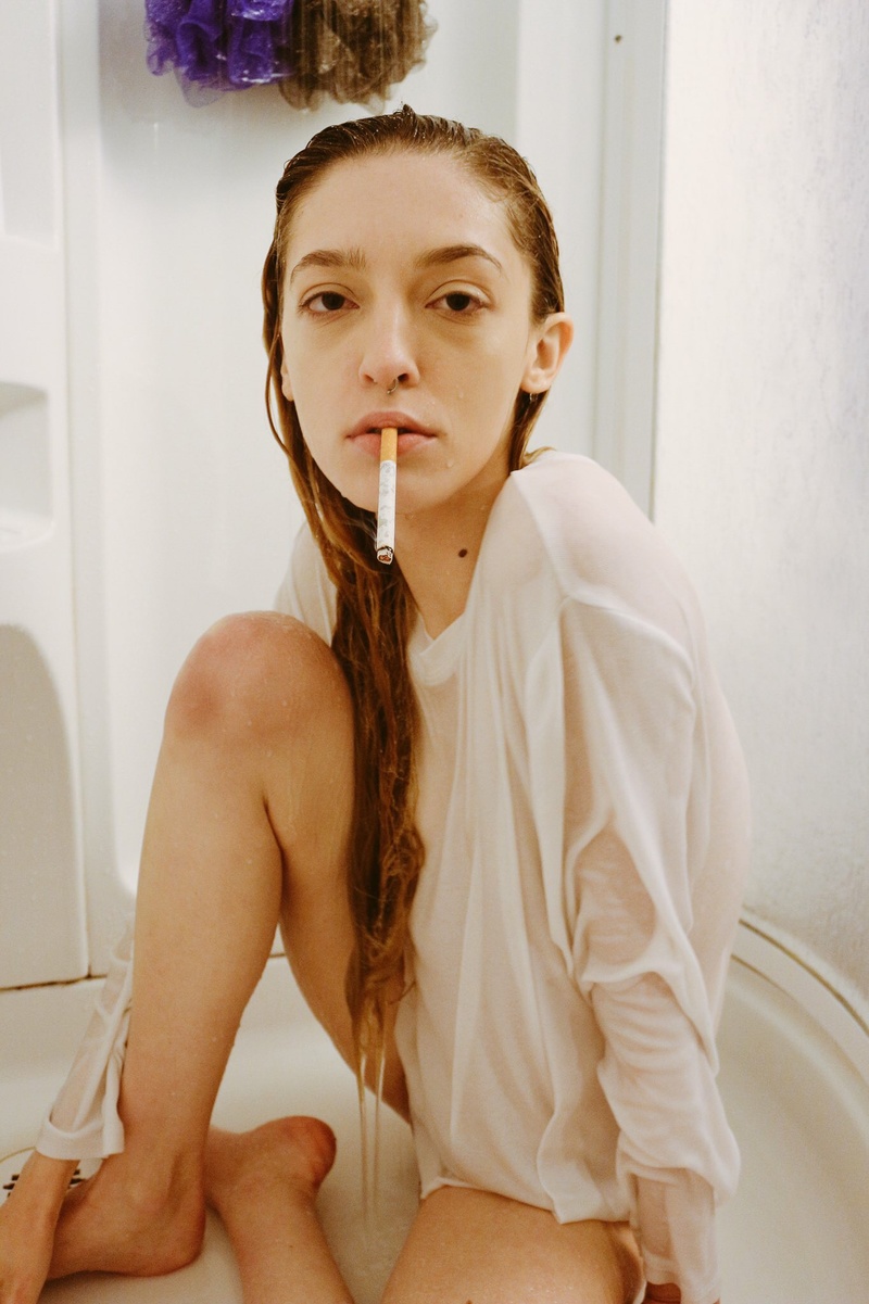 Female model photo shoot of Julia Chaney