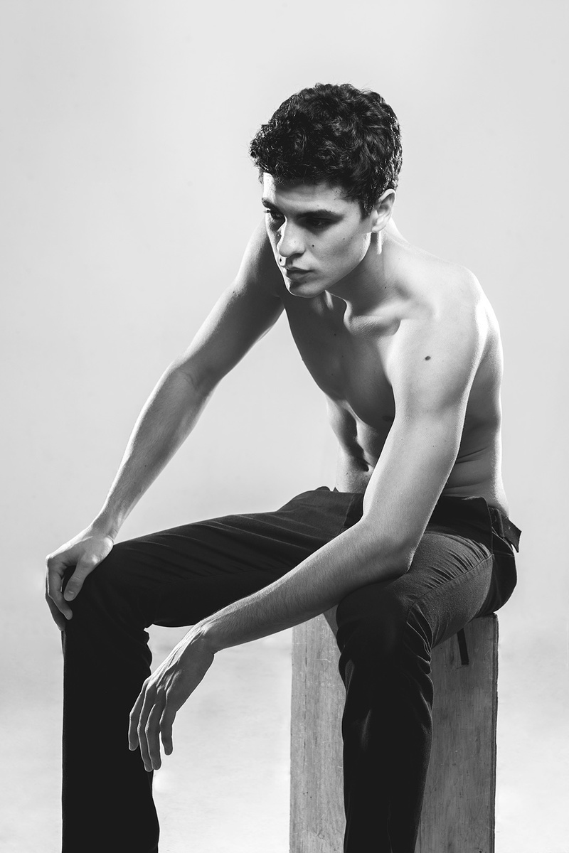 Male model photo shoot of Shen Kai