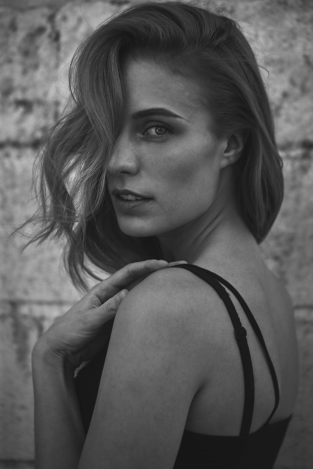 Female model photo shoot of NicoleNathalie