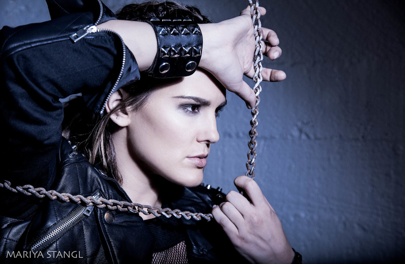 Female model photo shoot of mariyastangl