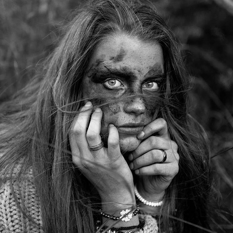 Female model photo shoot of ieva mikalauskas