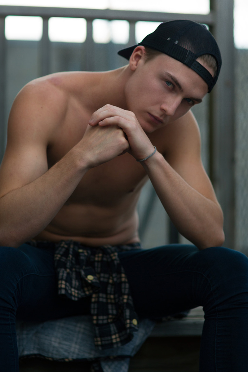 Male model photo shoot of Michael Jenkins