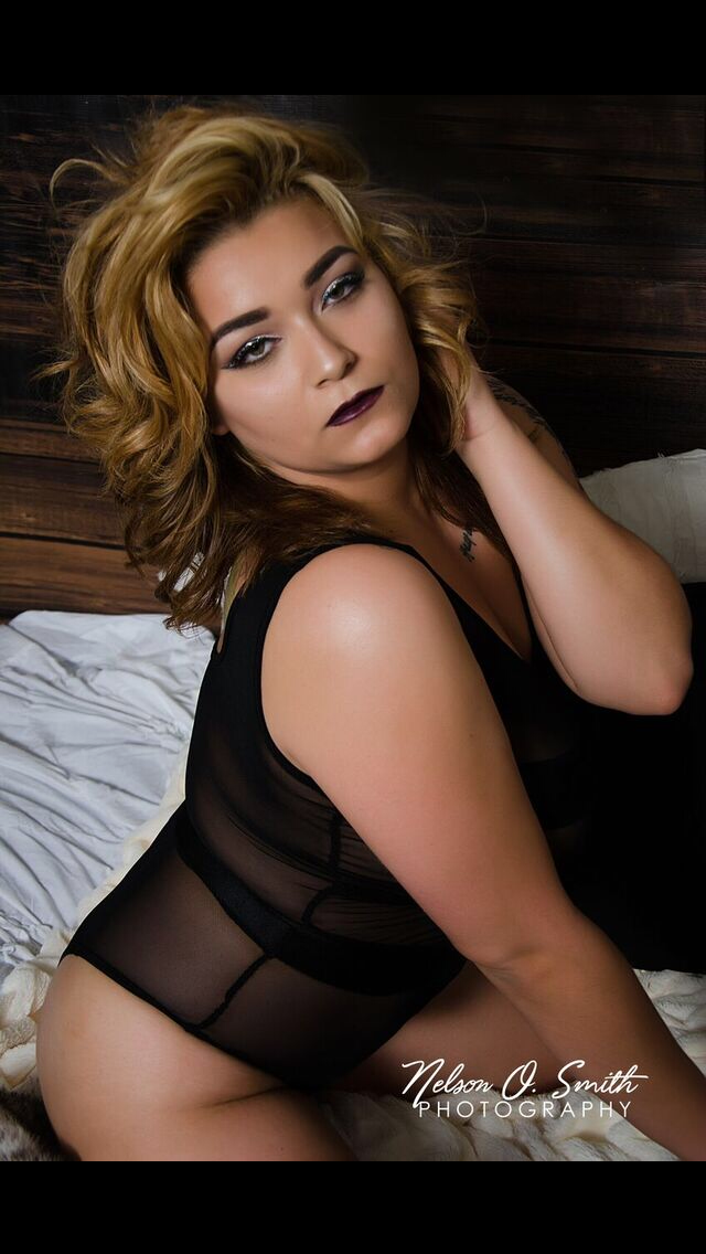 Female model photo shoot of MarissaJoyce