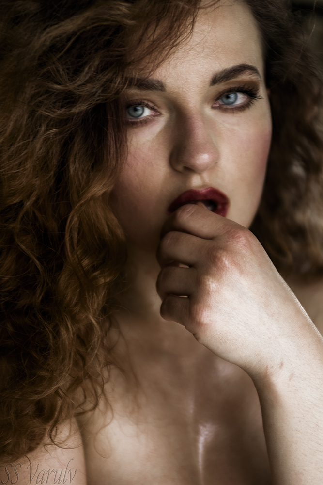Female model photo shoot of Karolina_G by PhotoPhlix in Andalsnes