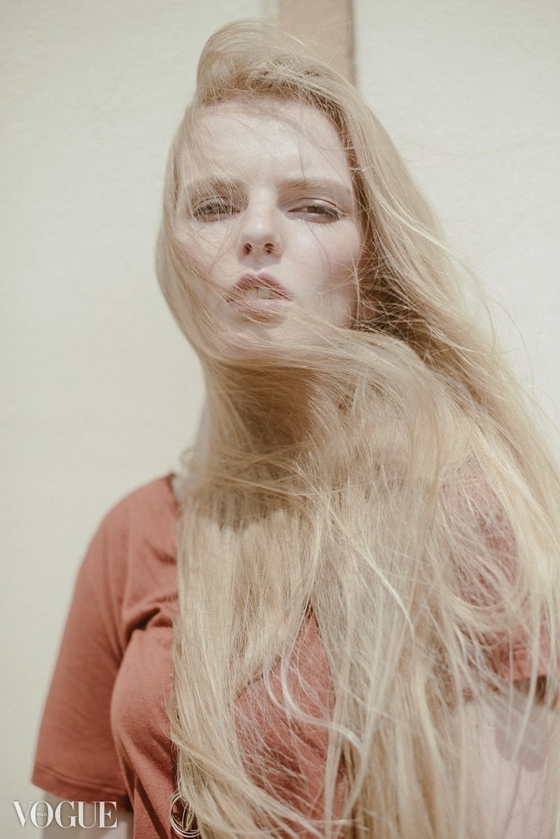 Female model photo shoot of ZuzanaG in Brno