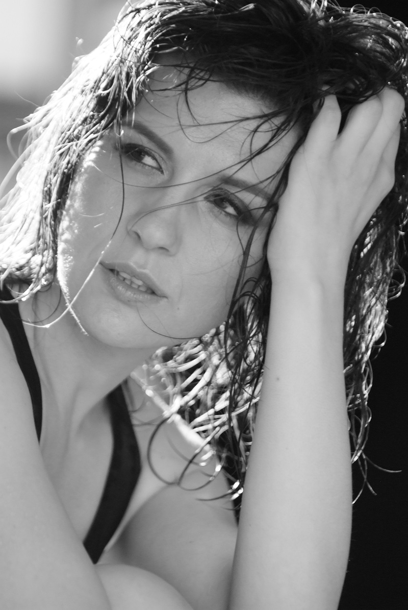 Female model photo shoot of Marushka Markovic