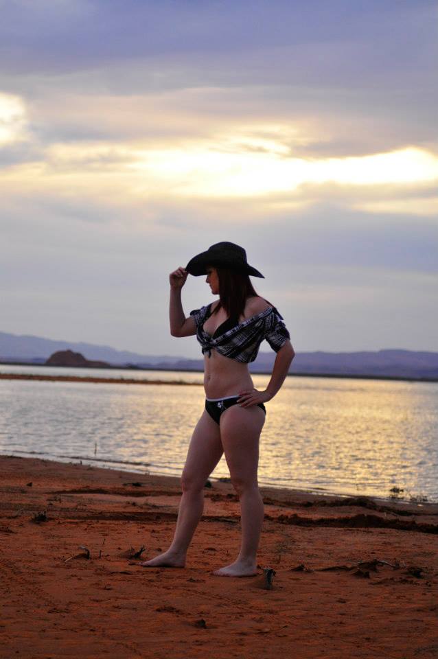 Female model photo shoot of CaitlinM25