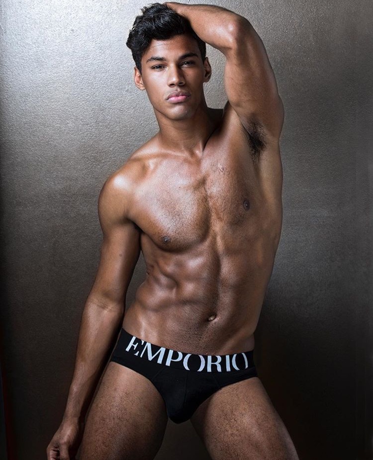 Male model photo shoot of eduardovasquez