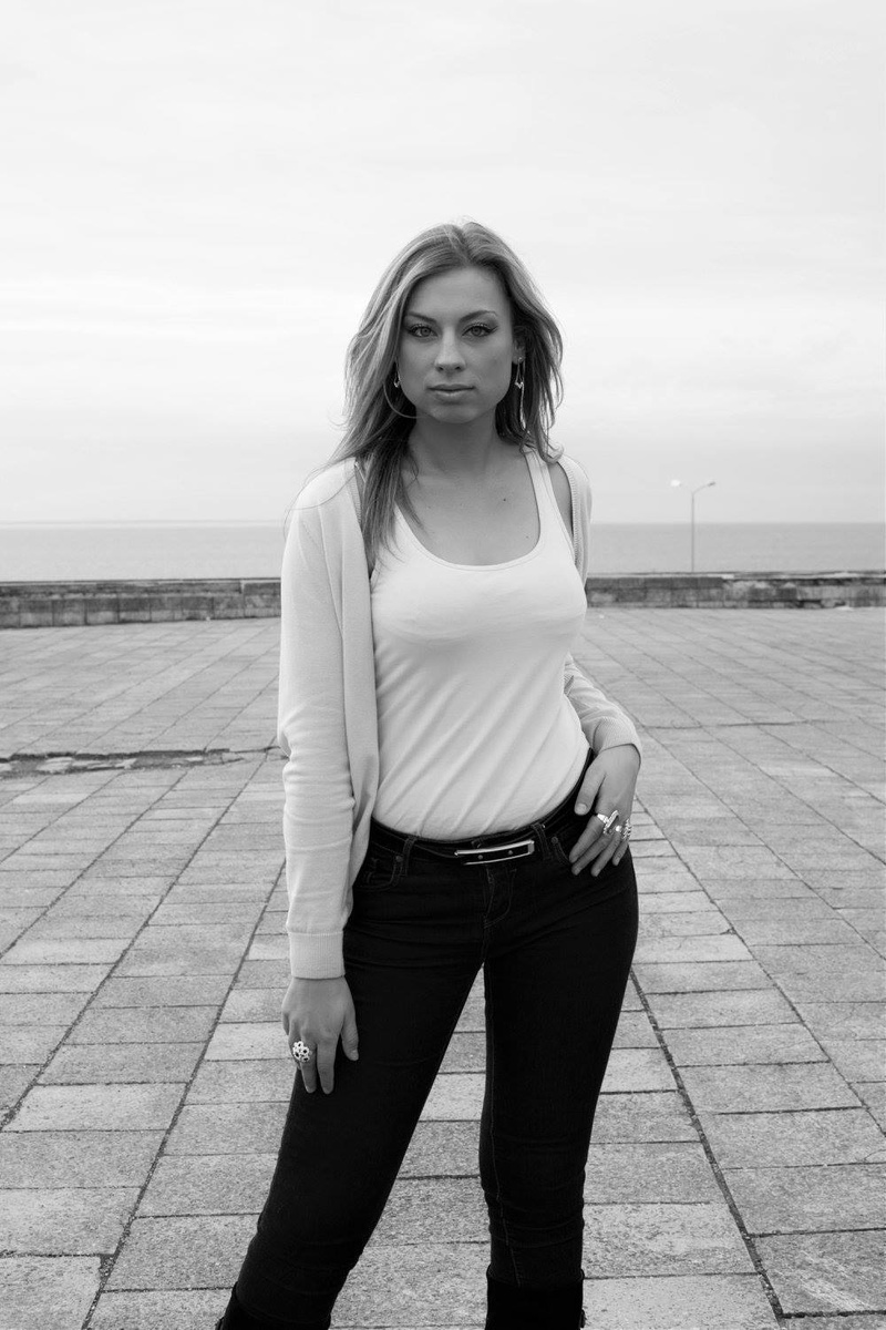 Female model photo shoot of Brenda Rauniste in Tallinn, Estonia