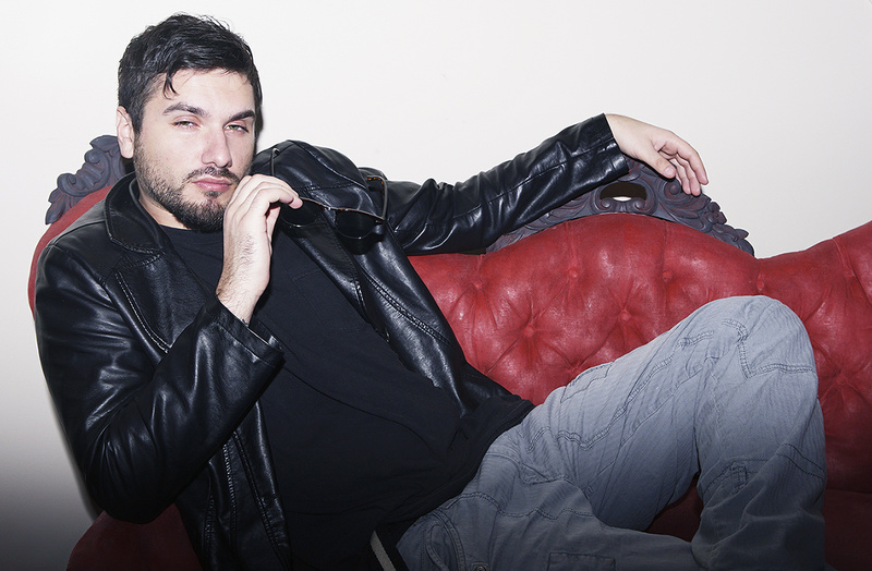 Male model photo shoot of Artem Kolomeitsev