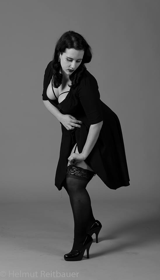 Female model photo shoot of Mara-van-Deen