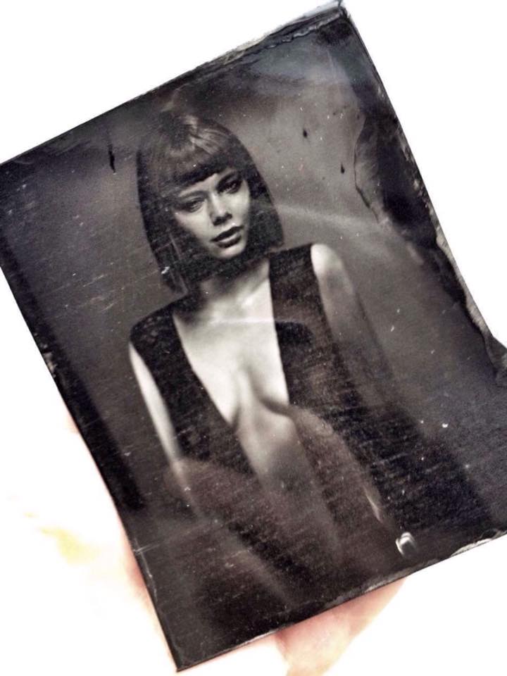Female model photo shoot of Alexandra Groenberg