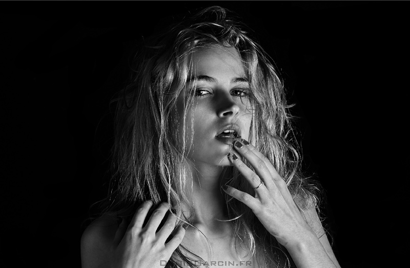 Female model photo shoot of sibella in Lyon
