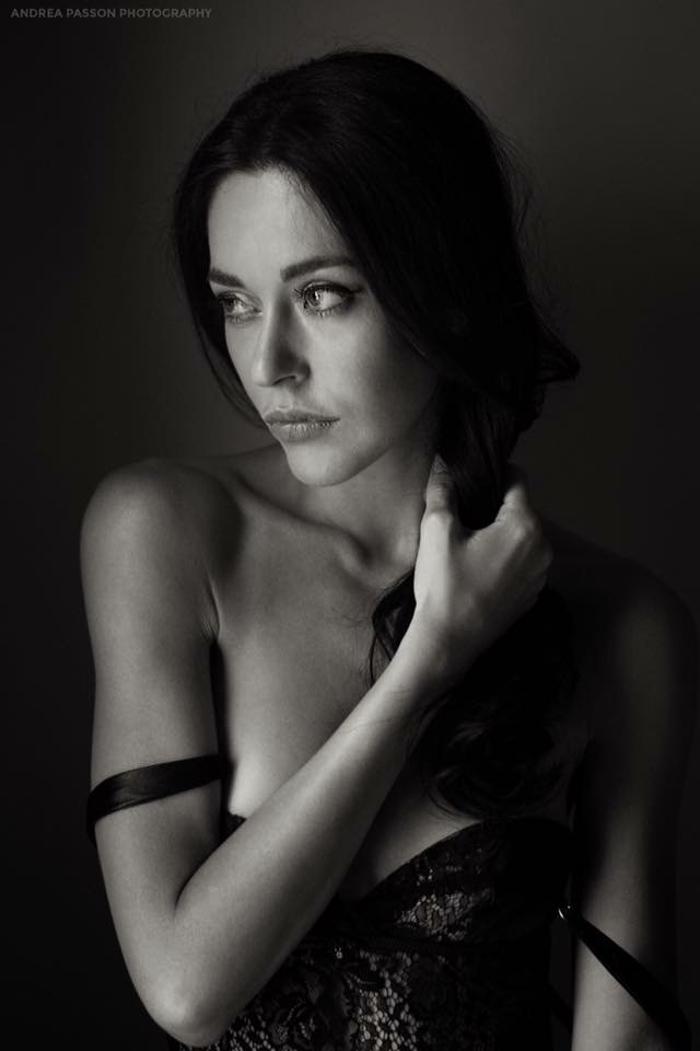 Female model photo shoot of Valentina erre 