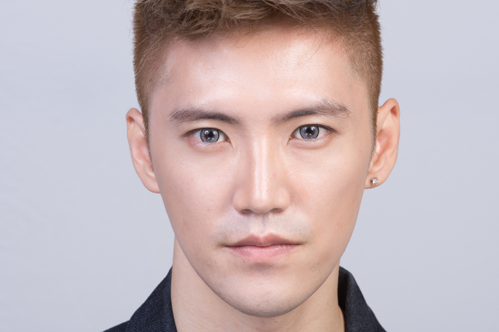 Male model photo shoot of Roelf - Digital Eye