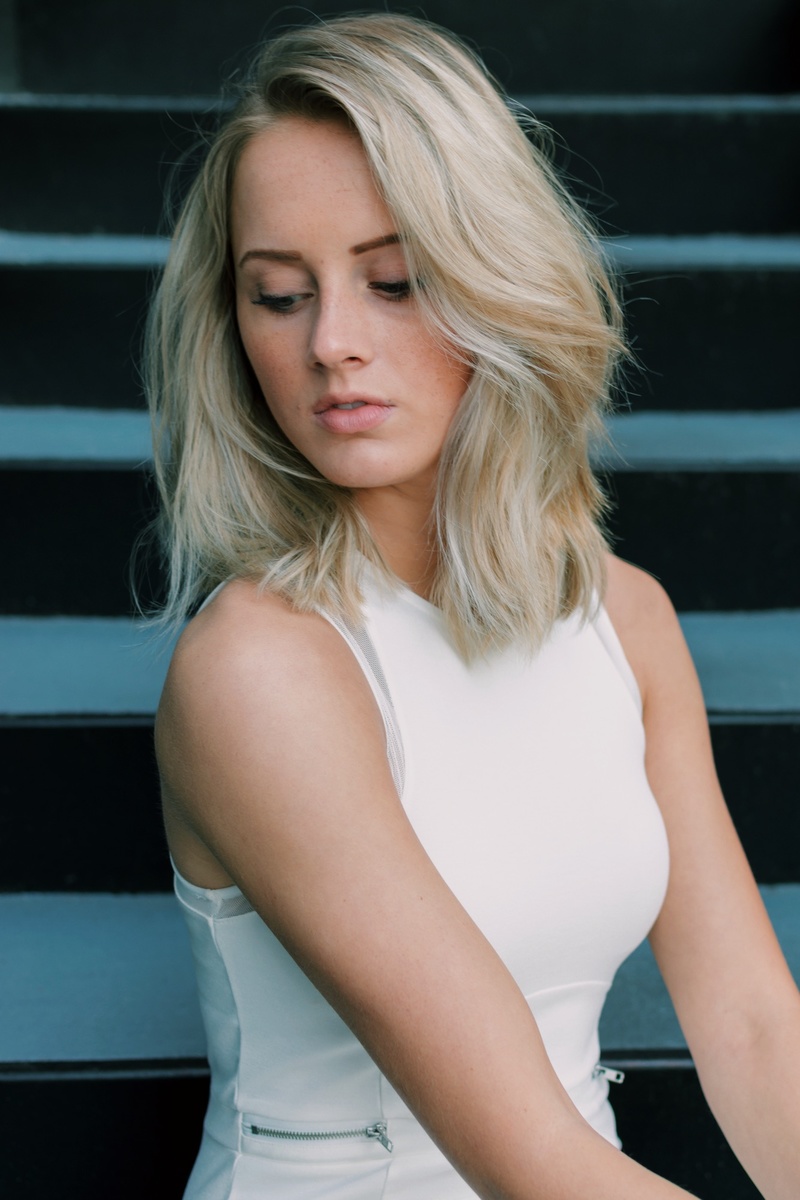 Female model photo shoot of KaylynRobinson
