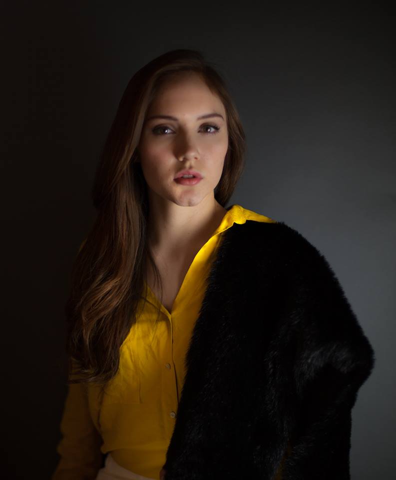 Female model photo shoot of Aleym Cm   by Alexander Bluenzno