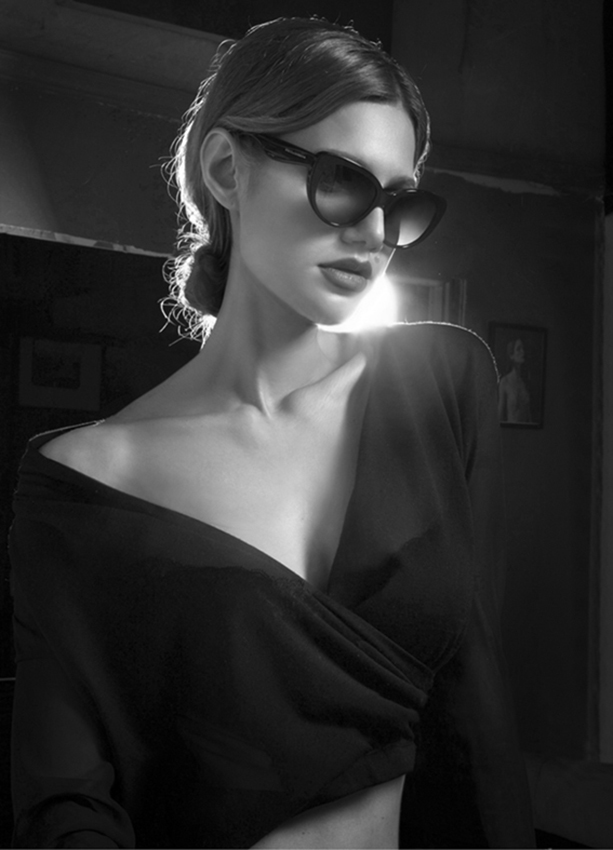 Female model photo shoot of Natalia Eremenko 