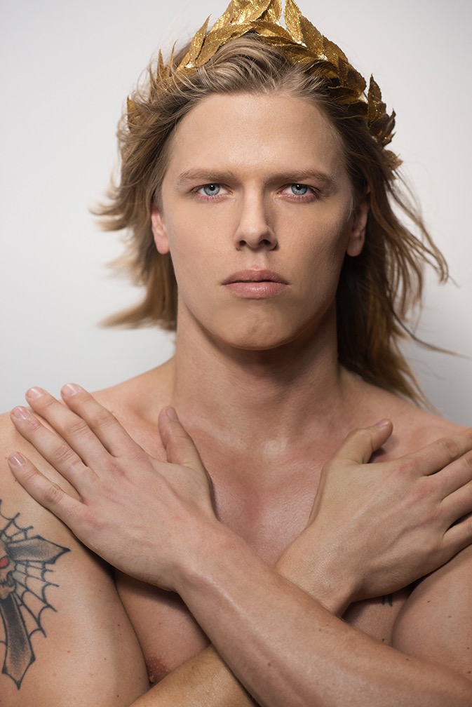 Male model photo shoot of Michael Heppner