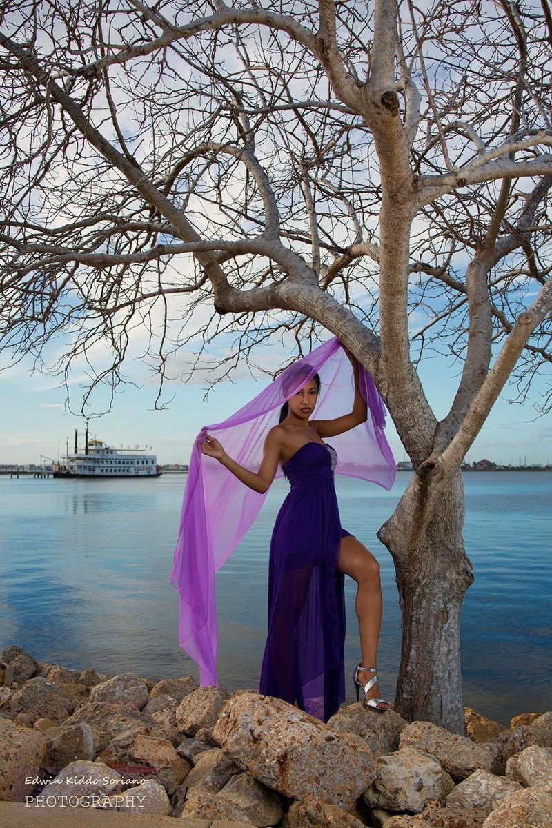 Female model photo shoot of Yanet Morales in MOODY GARDENS, GALVESTON. TX