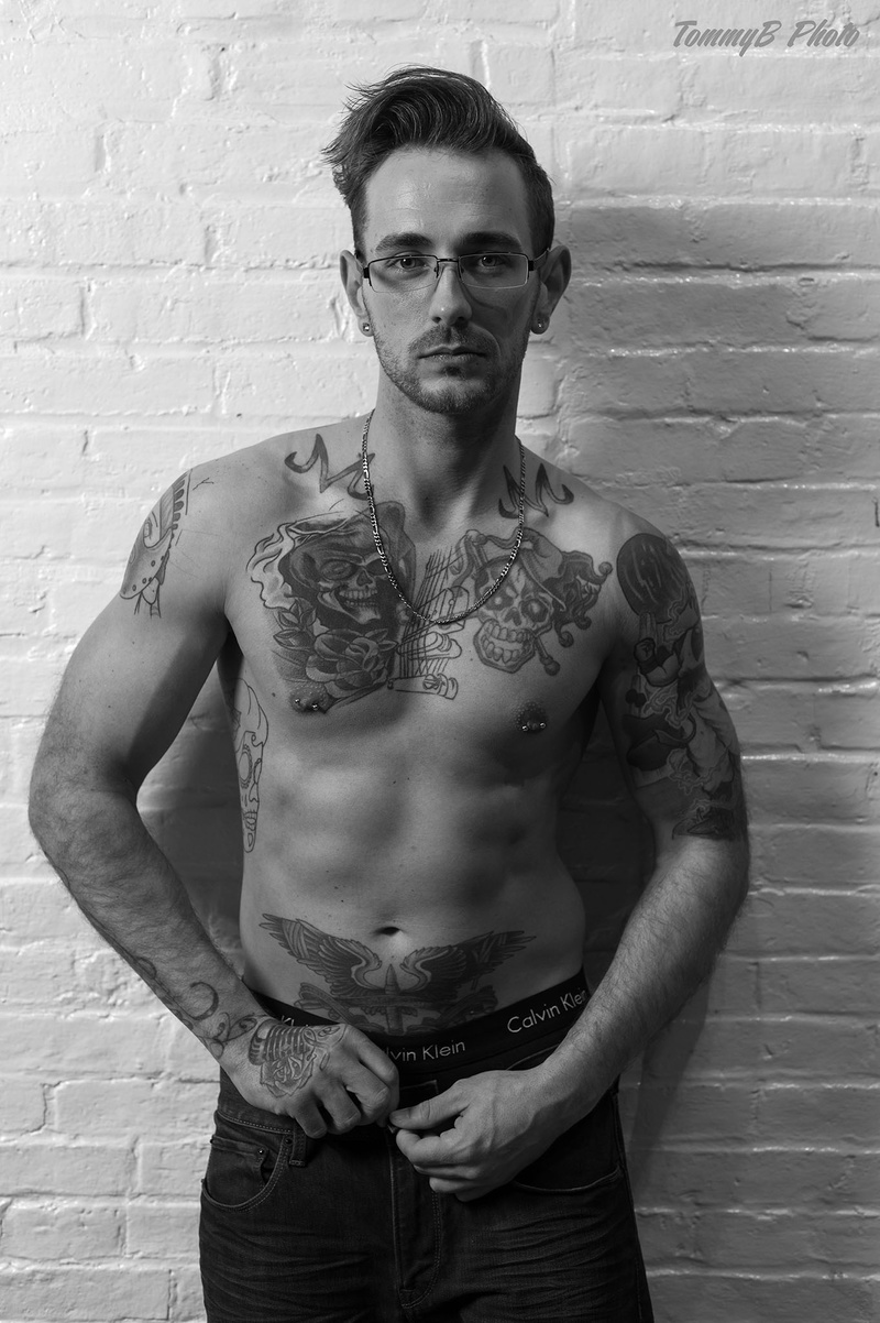 Male model photo shoot of Brandon Lesagonicz